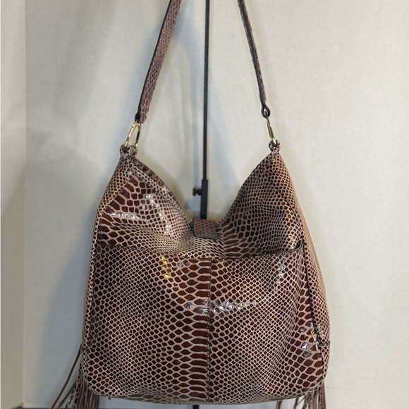 G.I.L.I.Snake Fringe Stirrup Shoulder Red/Brown Patent Suede Bag. - Picture 8 of 14